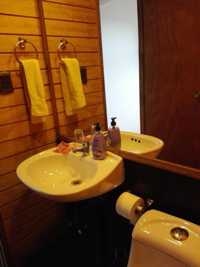 Almer Hostal Punta Arenas Exterior photo